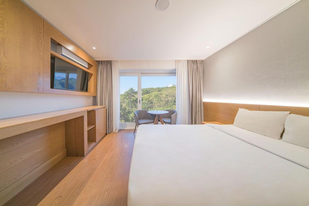 El Hotel Yangyang Εξωτερικό φωτογραφία