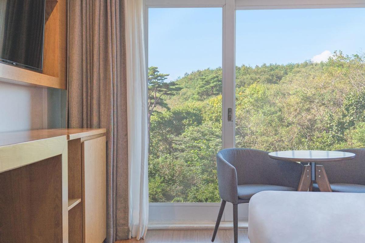 El Hotel Yangyang Εξωτερικό φωτογραφία