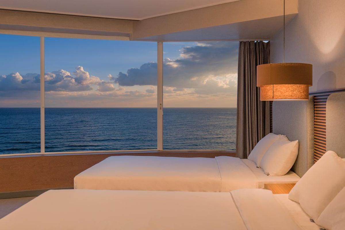 El Hotel Yangyang Εξωτερικό φωτογραφία