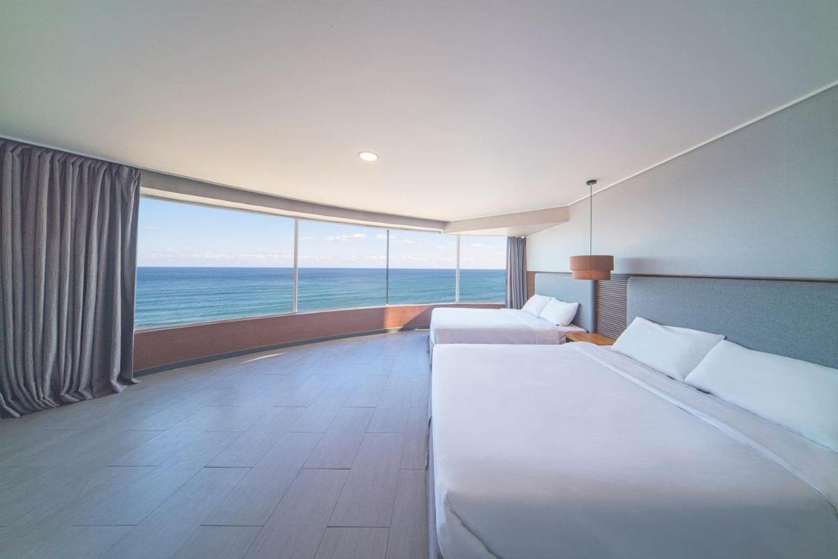 El Hotel Yangyang Εξωτερικό φωτογραφία