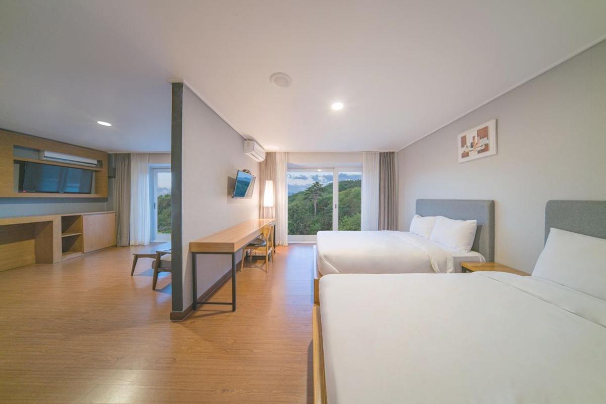 El Hotel Yangyang Εξωτερικό φωτογραφία