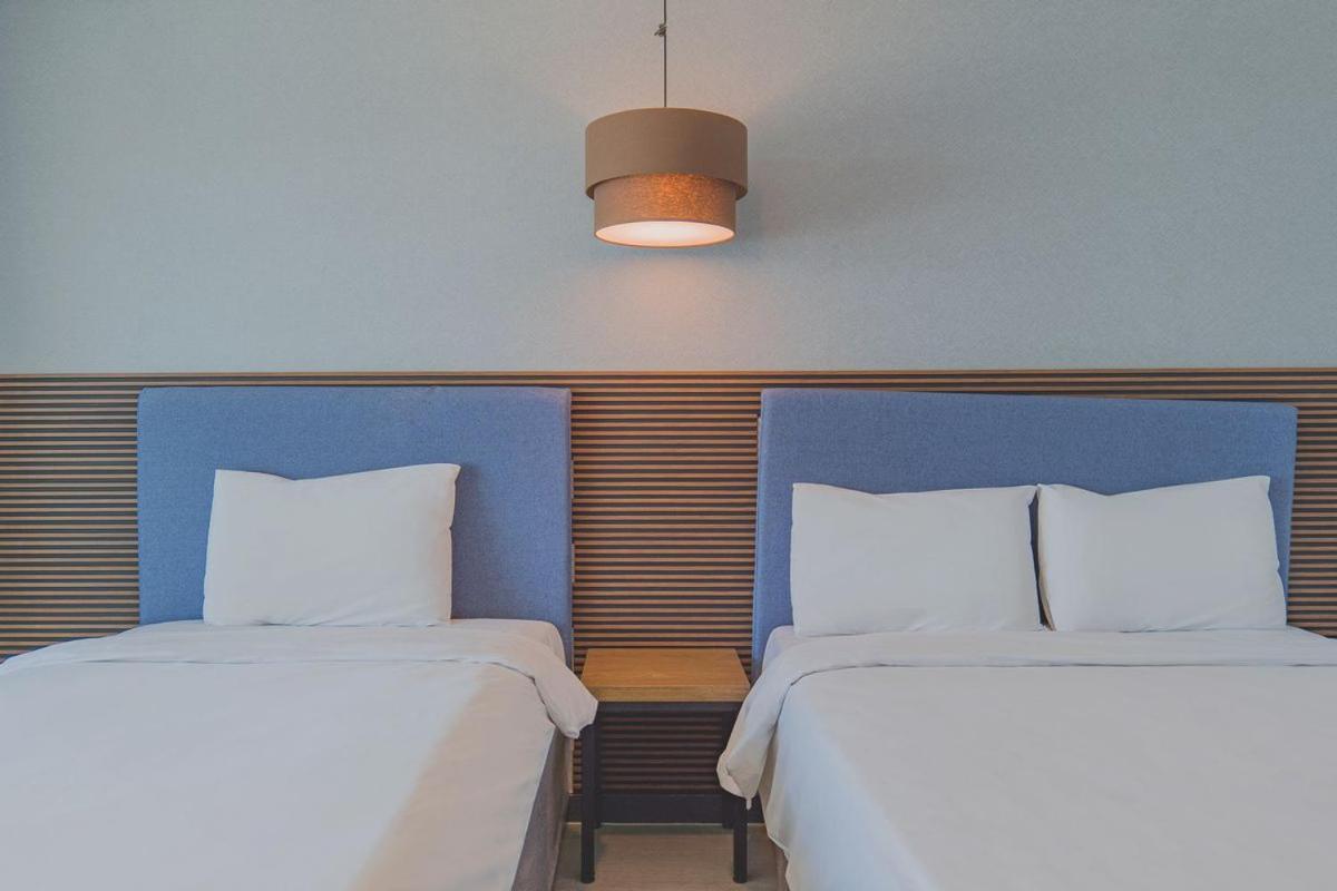 El Hotel Yangyang Εξωτερικό φωτογραφία