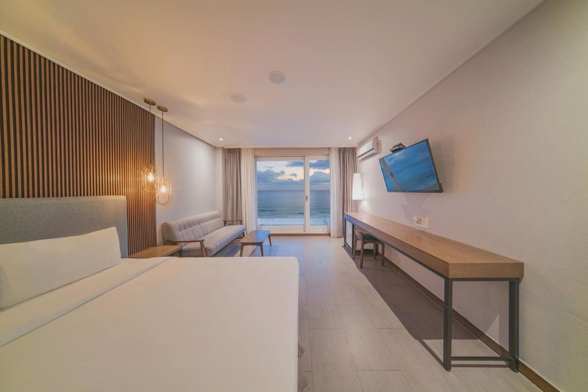 El Hotel Yangyang Εξωτερικό φωτογραφία