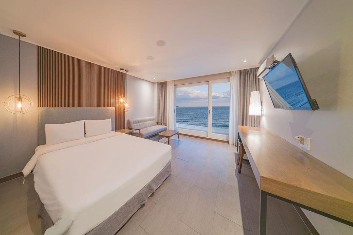 El Hotel Yangyang Εξωτερικό φωτογραφία